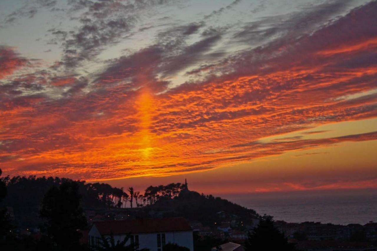 Inmejorables Vistas A Las Islas Cies Baiona Bagian luar foto